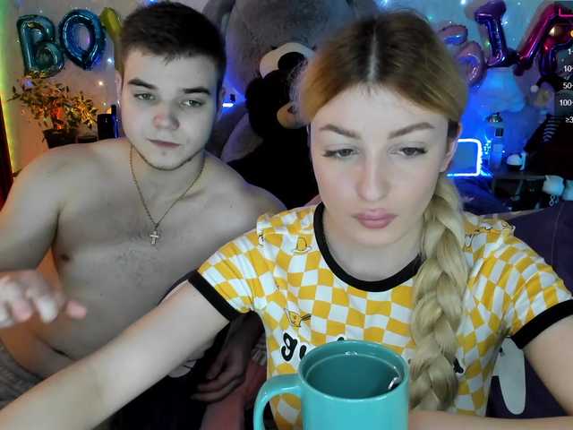Oddajajo posnetke zaslona sexyboybunny