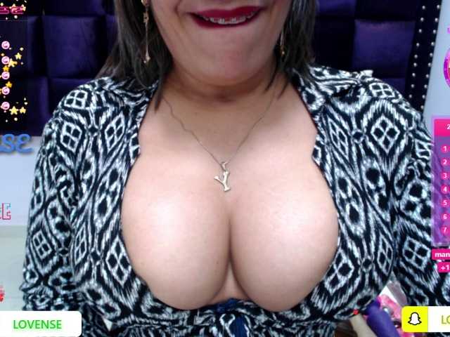 Oddajajo posnetke zaslona SexyCony