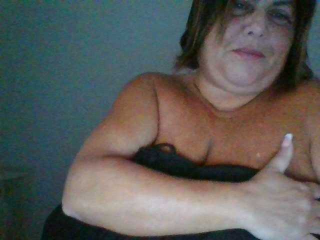 Oddajajo posnetke zaslona sexydeby