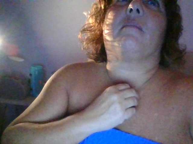 Oddajajo posnetke zaslona sexydeby