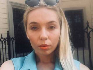 Erotični video klepet SexyFoxy555