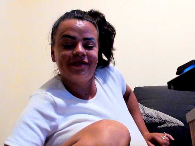Oddajajo posnetke zaslona sexyhotboobsX
