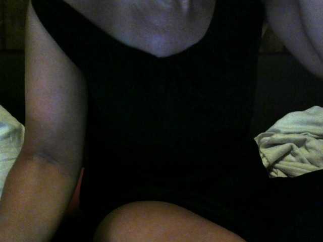 Oddajajo posnetke zaslona SexyLady0069