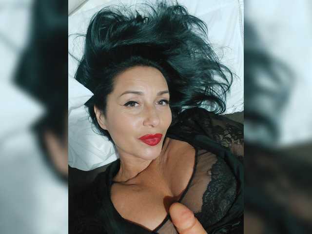 Oddajajo posnetke zaslona sexylady4u