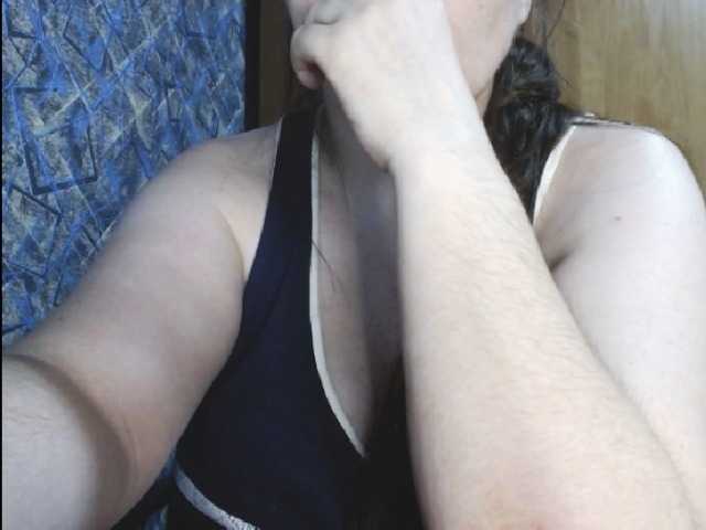 Oddajajo posnetke zaslona SexyNila