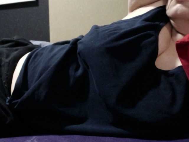 Oddajajo posnetke zaslona SexyNila