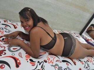 Erotični video klepet SexyTrinity