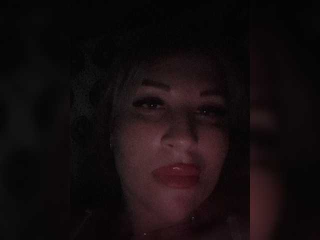 Oddajajo posnetke zaslona Sexywoman999