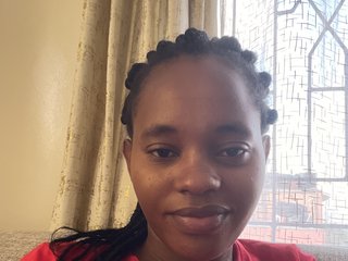 Erotični video klepet Shantel001