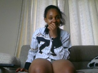 Erotični video klepet Shantel001