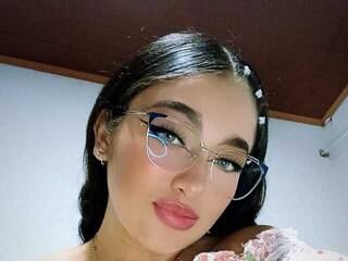 Erotični video klepet Sharlot-Daft