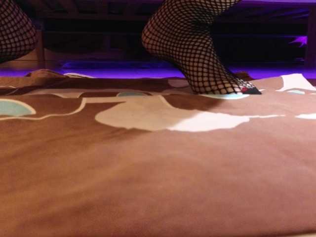 Oddajajo posnetke zaslona SharonRed