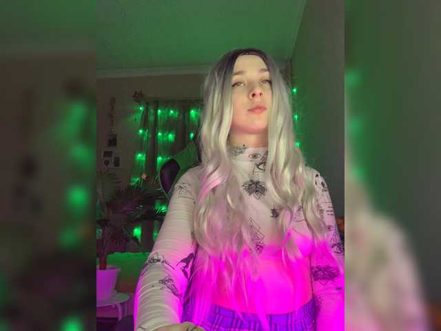 Oddajajo posnetke zaslona Marceline2018