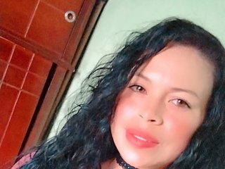 Erotični video klepet Sharyd