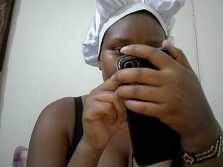 Erotični video klepet Shepretty