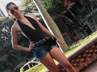 Erotični video klepet Sherezadee