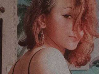 Erotični video klepet ShineBonita