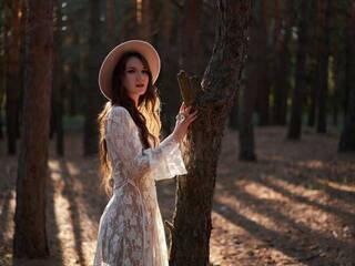 Erotični video klepet ShineShyness