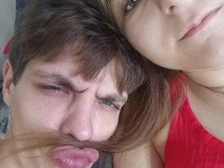 Erotični video klepet HornyLadyAndAndrey