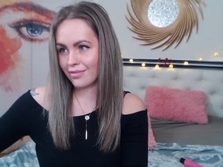Oddajajo posnetke zaslona SindiQween