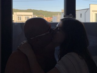 Erotični video klepet SinfulPair