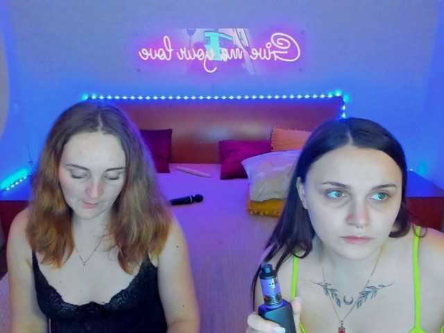 Oddajajo posnetke zaslona SixNipples