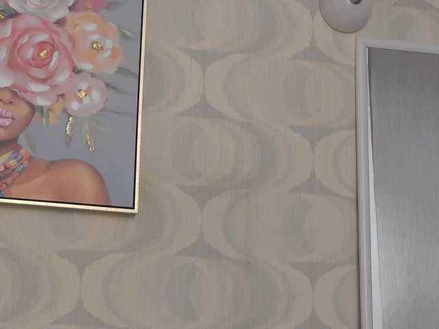 Oddajajo posnetke zaslona SkinnyClassyC
