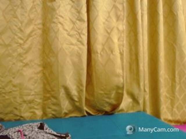 Oddajajo posnetke zaslona skylahot18x