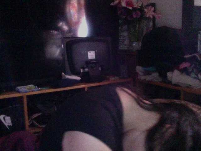 Oddajajo posnetke zaslona Slaytay01