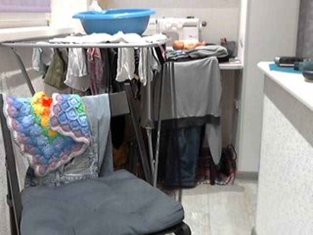 Oddajajo posnetke zaslona Slutwife