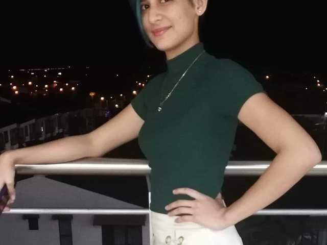 Fotografija profila small-trinity