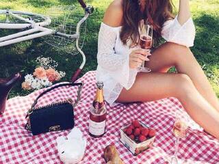 Erotični video klepet sofee-may