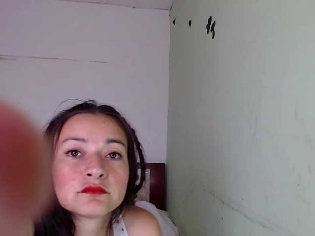 Oddajajo posnetke zaslona SofiMartinez1