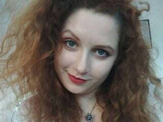 Erotični video klepet SofiRyan