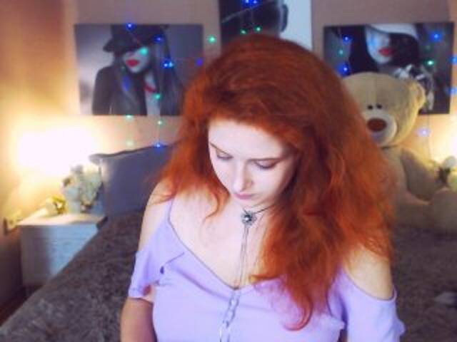 Oddajajo posnetke zaslona SofiRyan