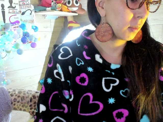 Oddajajo posnetke zaslona sofy_dirtyHot