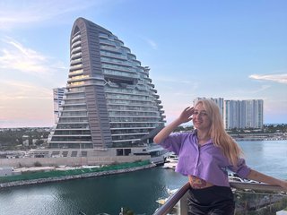 Erotični video klepet Sofydoll420