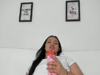 Fotografije sophie-cruz Come here for your ASIAN CRUSH. // Snp 199 / Talk dirty to me in pm // Sloopy blowjob at GOAL/ Cus videos / pvt and voyeour
