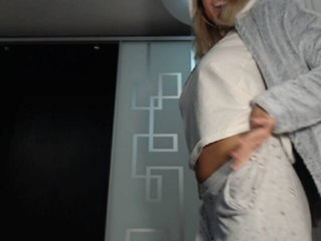 Oddajajo posnetke zaslona Sophie-Xeon