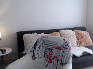 Oddajajo posnetke zaslona LittleSophie