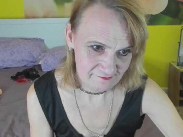 Oddajajo posnetke zaslona SqurtyLally69