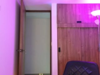 Erotični video klepet _MissJulia_