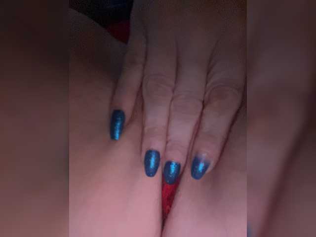 Oddajajo posnetke zaslona Starfyre