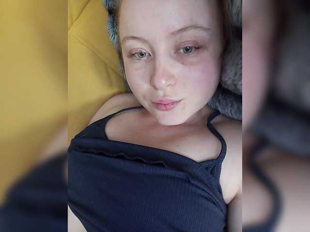 Oddajajo posnetke zaslona Stephaniaaa