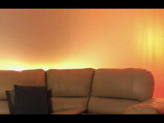 Oddajajo posnetke zaslona Sterension