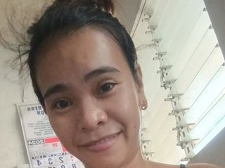 Erotični video klepet SubmissiveHoneyJean