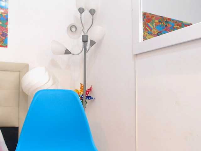 Oddajajo posnetke zaslona Summerblake