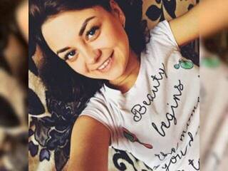 Erotični video klepet SunJanice