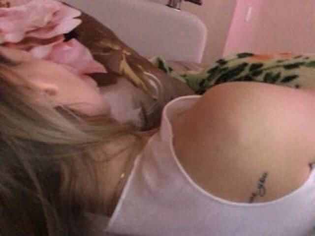 Oddajajo posnetke zaslona Supersex-XXX