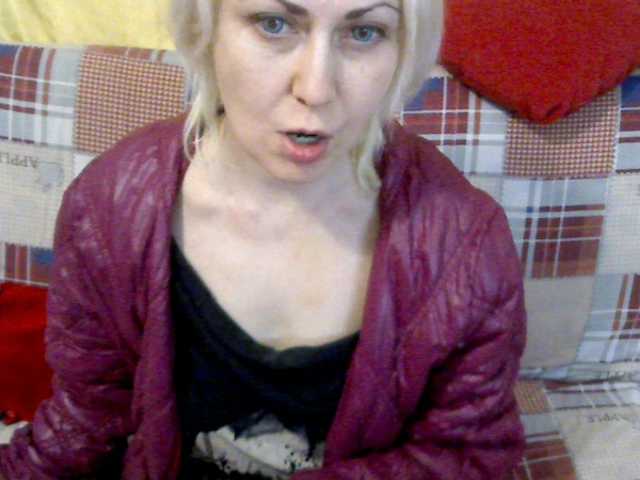 Oddajajo posnetke zaslona elenamor